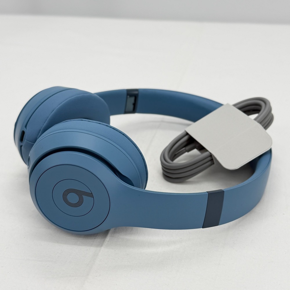 Beats Solo 4 Wireless On-Ear Headphones Slate Blue Bluetooth MUW63LL/A Case Box - Picture 4 of 9